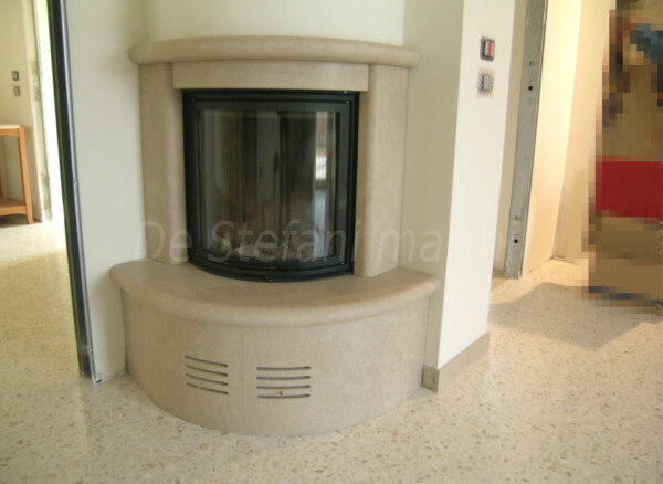 RIVESTIMENTO CAMINETTO IN PIETRA MALAGA