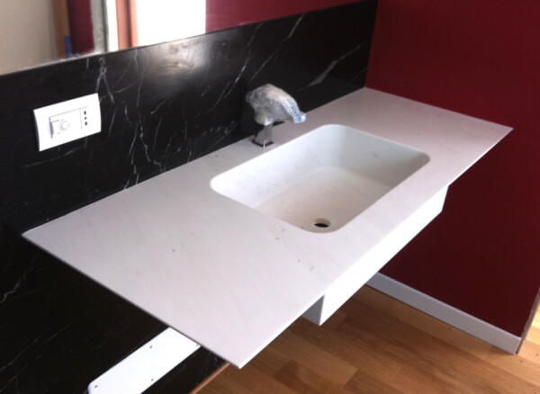 Lavabo bagno in marmo Giada White