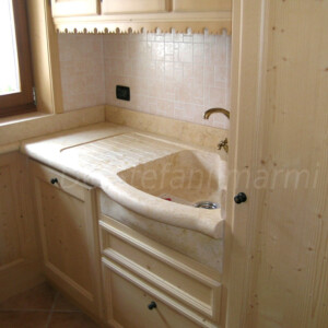 PIANO CUCINA MARMO SILVIA ORO CHIARO