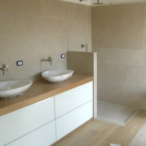 Rivestimento bagno IN PIETRA MALAGA
