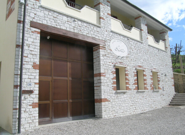 INSEGNA IN MARMO BIANCONE Giotto - immagine 2