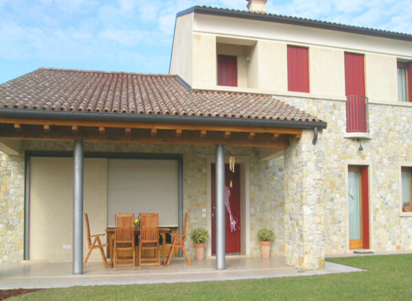 PAVIMENTI PER ESTERNI IN MARMO GIALLO D'ISTRIA - immagine 3