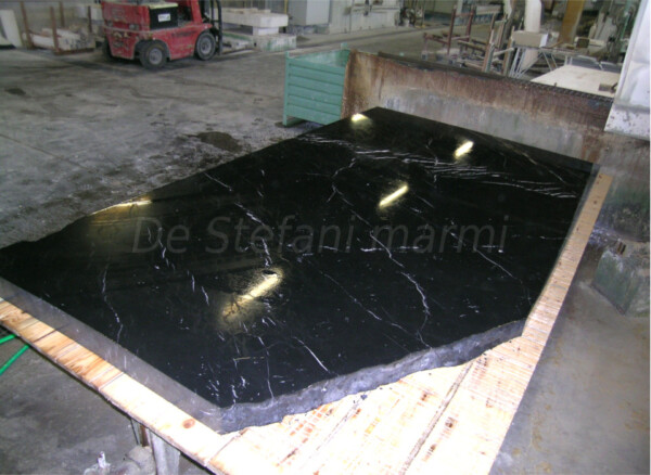Lavabo bagno in marmo Nero Marquinia - immagine 2