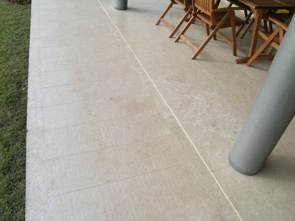 PAVIMENTI PER ESTERNI IN MARMO GIALLO D'ISTRIA - immagine 4
