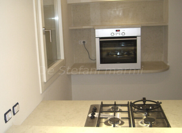 PIANO CUCINA IN MARMO BIANCONE - immagine 4