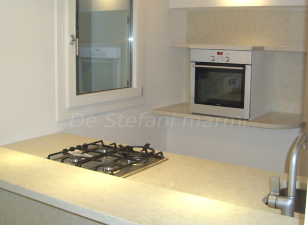 PIANO CUCINA IN MARMO BIANCONE - immagine 5