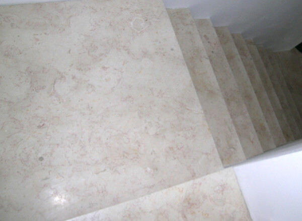 SCALA IN MARMO TERRASANTA E ROSSO ASIAGO - immagine 3